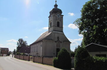 Kirche in Päwesin